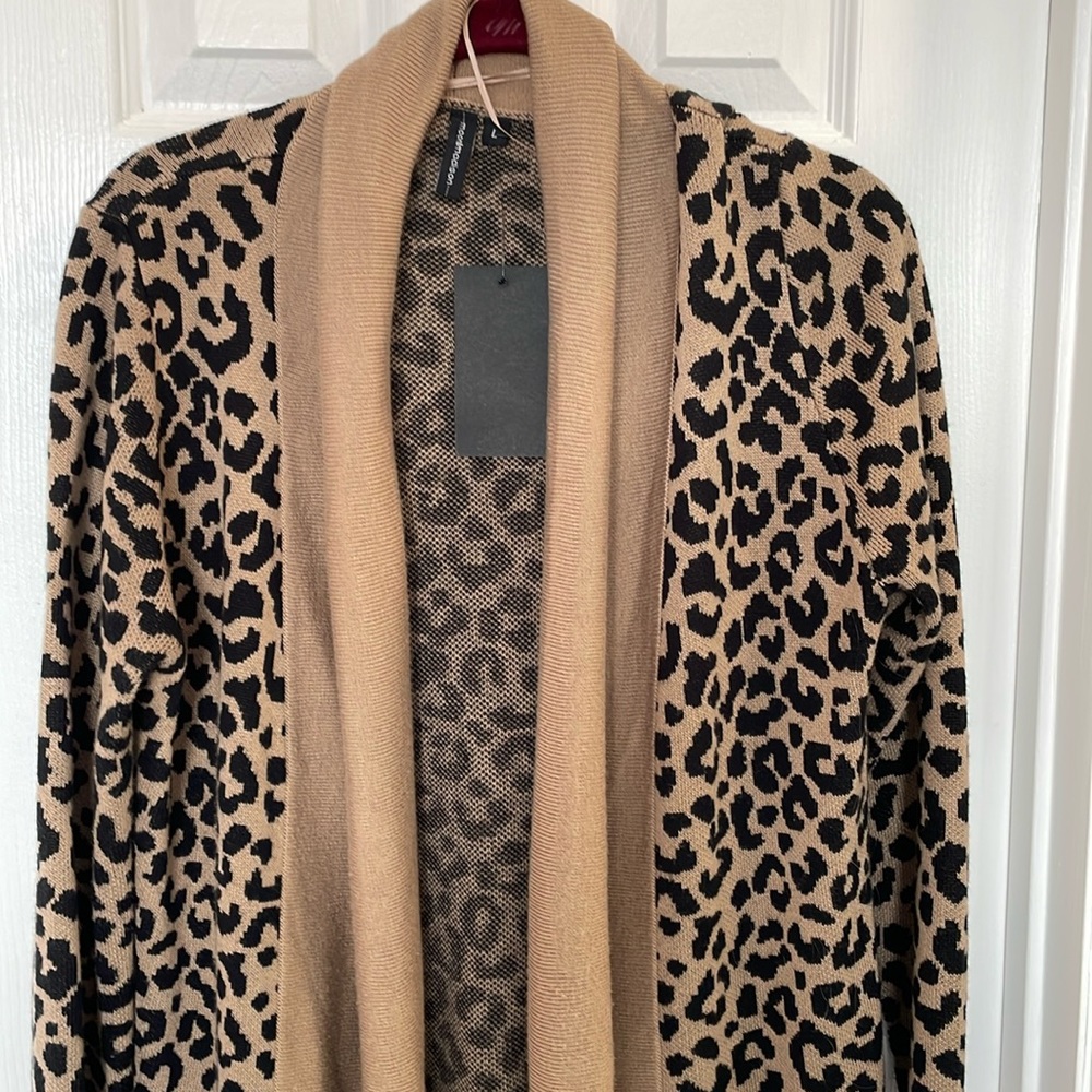 Moon & Madison ANIMAL  Print Long Sleeve Cardigan Sweater Brown Black NWT SZ MED